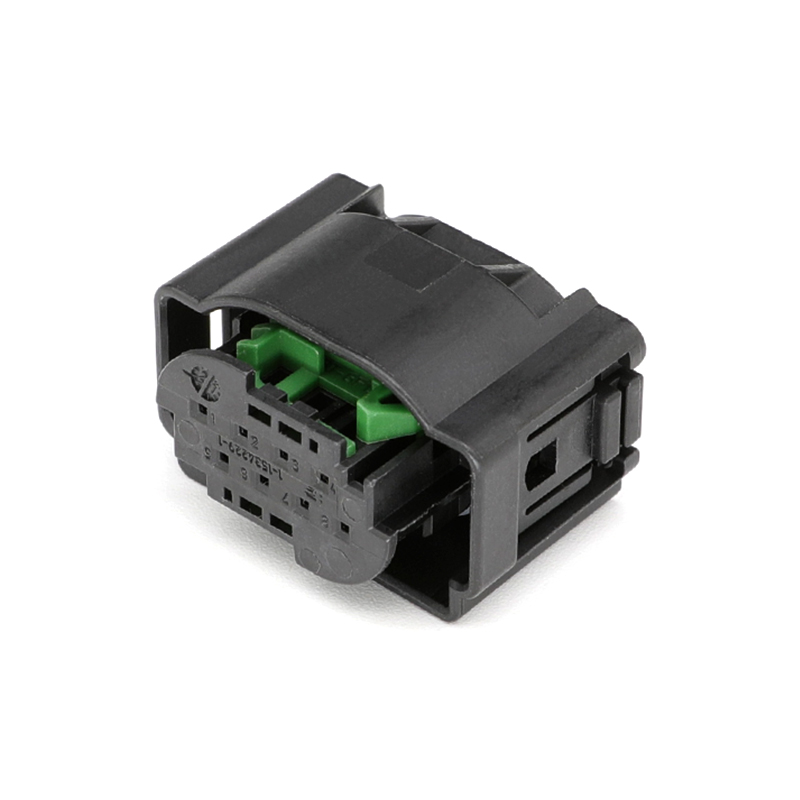 1-1534229-1 8-way Plug Assembly