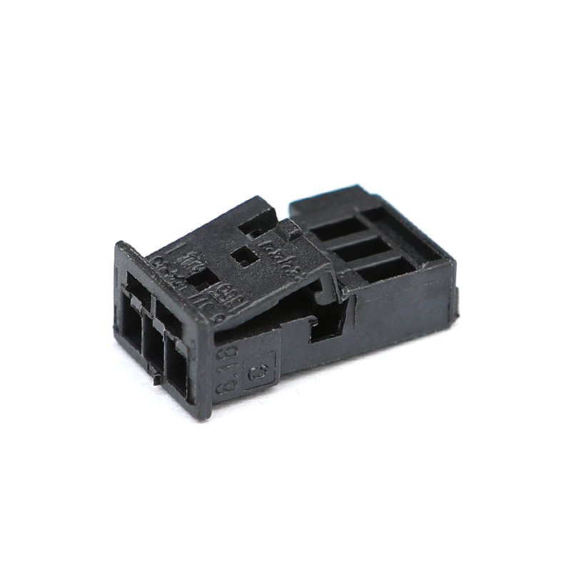1-1718346-1 8-way Plug Assembly