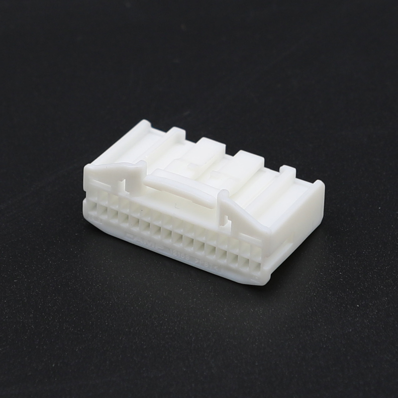 1318747-1 32-way Receptacle(Female) Assembly