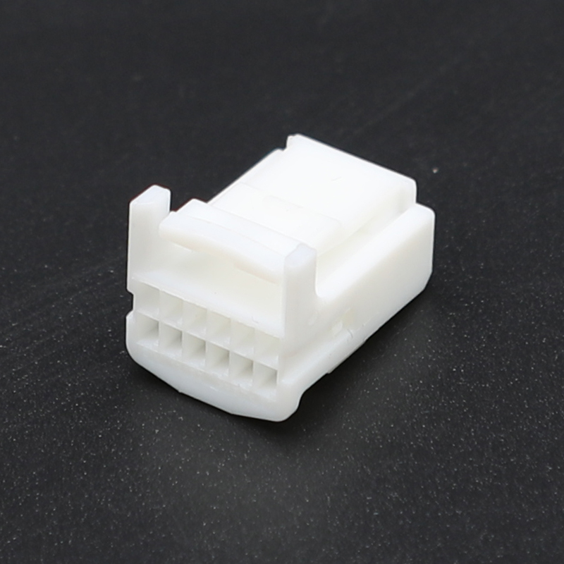 1318774-1 12-way Receptacle(Female) Assembly