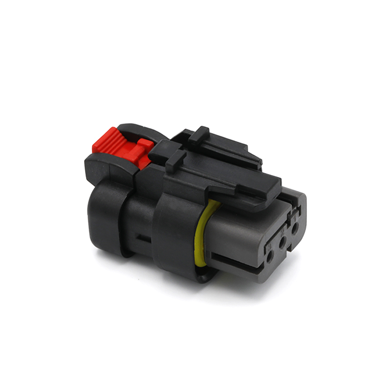776429-2 3-Way Plug (Male) Automotive Connector