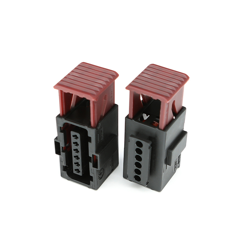 1473284-1 6-Way Receptacle (Female) Automotive connector