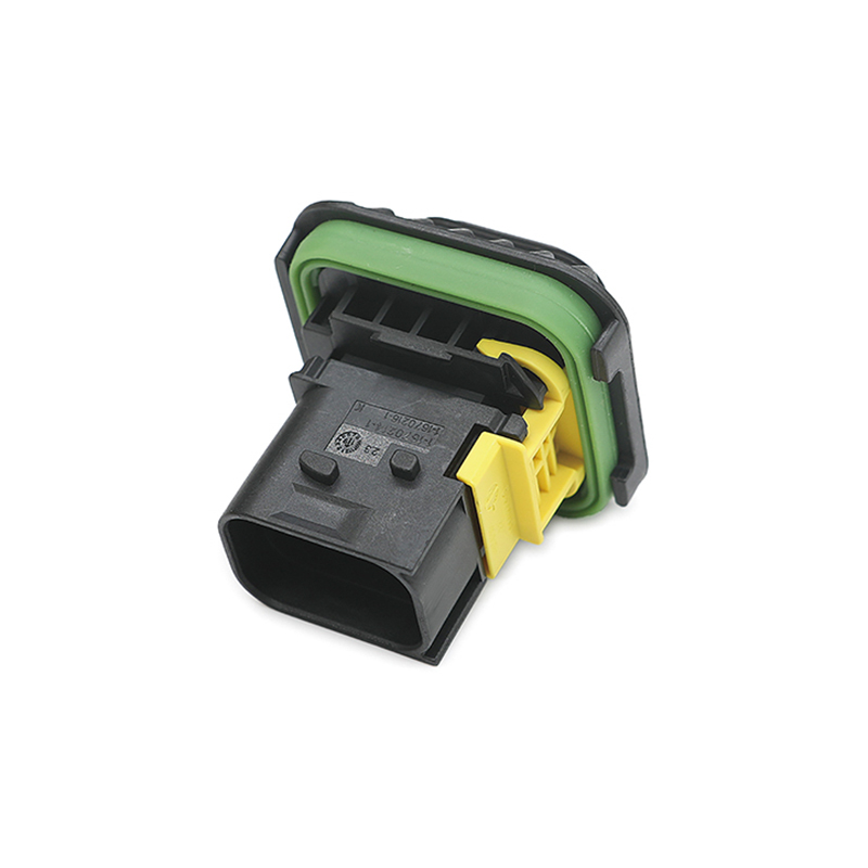 1-1670214-1 7-Way Plug (Male) Automotive Connector