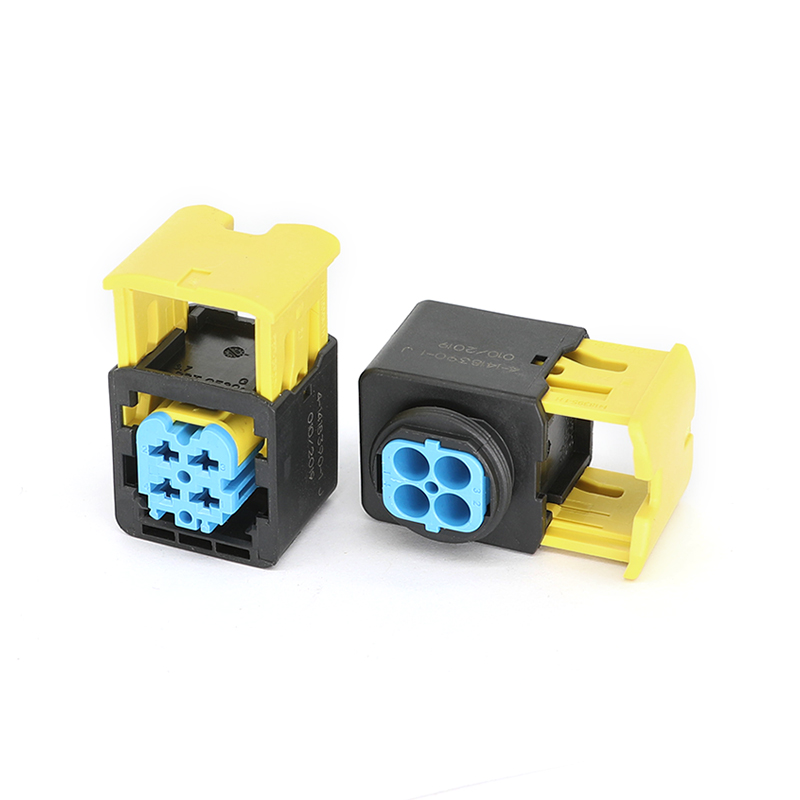 4-1418390-1 4-Way Receptacle (Female) Automotive Connector