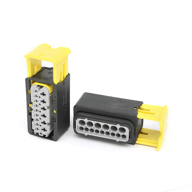 2-1563878-1 15-Way Receptacle (Female) Automotive Connector